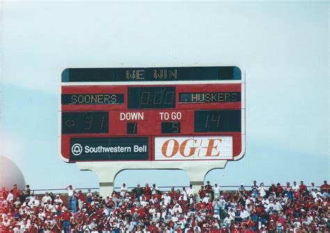 how long does a football game last including half time